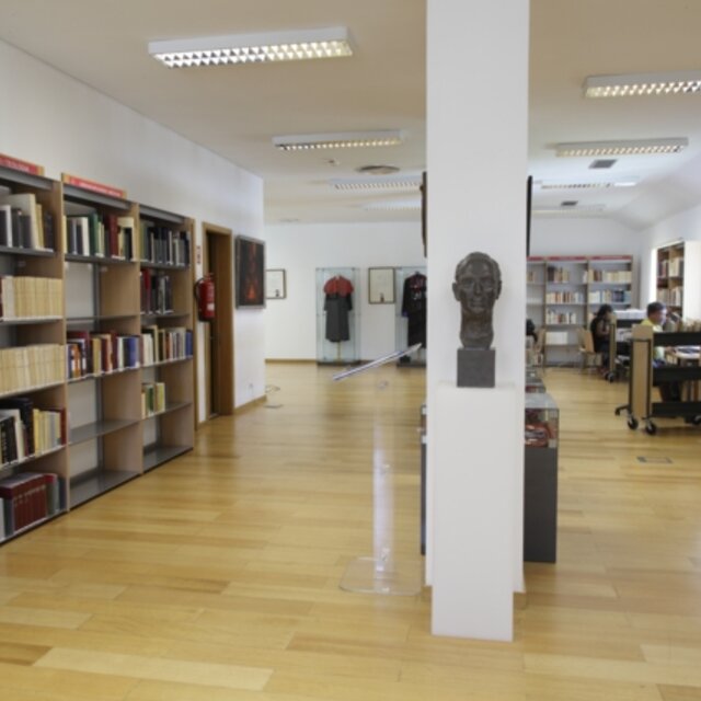 Biblioteca_40