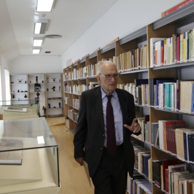 Biblioteca_24